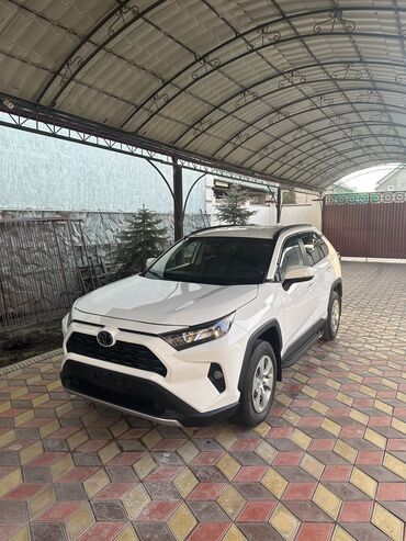 Toyota: Toyota RAV4: 2019 г., 2.5 л, Автомат, Бензин, Внедорожник