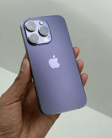 Apple iPhone: IPhone 14 Pro, Б/у, 128 ГБ, Deep Purple, Наушники, Зарядное устройство, Защитное стекло, 88 %