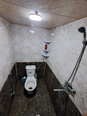 Uzunmüddətli kirayə mənzillər: 300Azn addelni heyet evi Sabuncu APlus Redoilzapravkasinin yaxin — 12