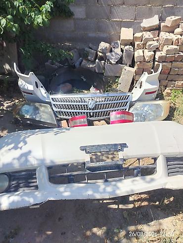 Комплект кузовных запчастей для автомобиля Foton: - Передний бампер