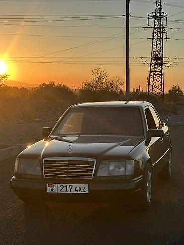 221 w221: Mercedes-Benz W124: 1993 г., 3.2 л, Автомат, Бензин, Седан — 2