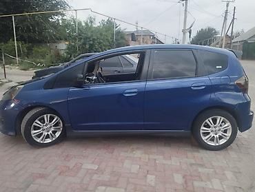 mazda 323f ba: Honda Fit: 2009 г., 1.5 л, Автомат, Бензин, Хэтчбэк — 6