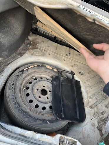 Mazda: Mazda 626: 1991 г., 2 л, Механика, Бензин, Хэтчбэк — 7