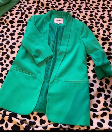 спортивные костюмы женские больших размеров: Яркий женский пиджак ONLY Tailoring. - Цвет: насыщенный