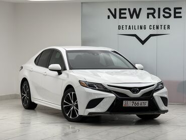 аварийные авто: Toyota Camry: 2018 г., 2.5 л, Автомат, Бензин, Седан