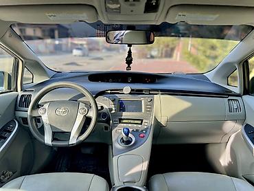 Toyota: Toyota Prius: 2015 г., 1.8 л, Автомат, Гибрид, Хэтчбэк — 7