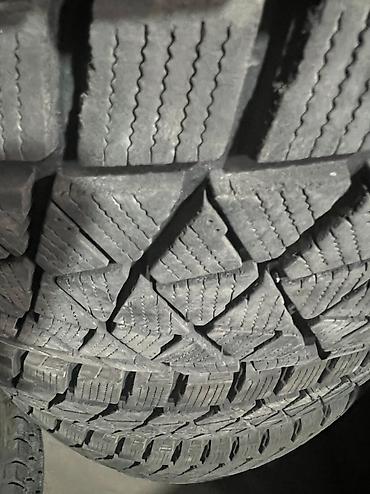 60: Зимняя японская шина. Фирма Bridgestone made in Japan. Размер — 3