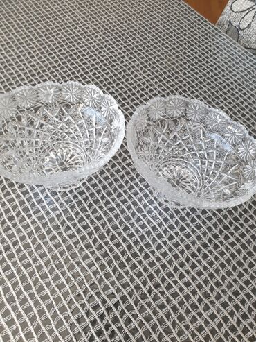 Konfet qabları: Cüt satilir 40azn, unvan nesimi bazarinin yani istenilen metroya — 5