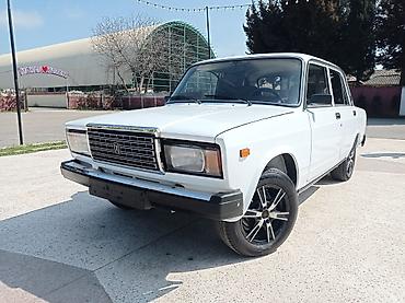 VAZ (LADA): VAZ 2107 “LADA Riva” sedan - Kuzov: ağ rəng, 4 qapı, klassik künclü — 1