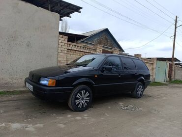 Volkswagen: Volkswagen Passat: 1991 г., 1.8 л, Механика, Бензин, Универсал