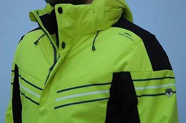 north face kacket: Muška jakna u neon žutoj boji, dizajnirana za skijanje. Poseduje — 2