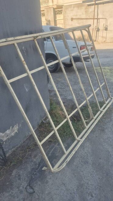 Honda: 04 masini ucun baqaj qalin demirden