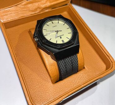 часы fitron quartz цена: Новый, Наручные часы, Quartz, цвет - Черный