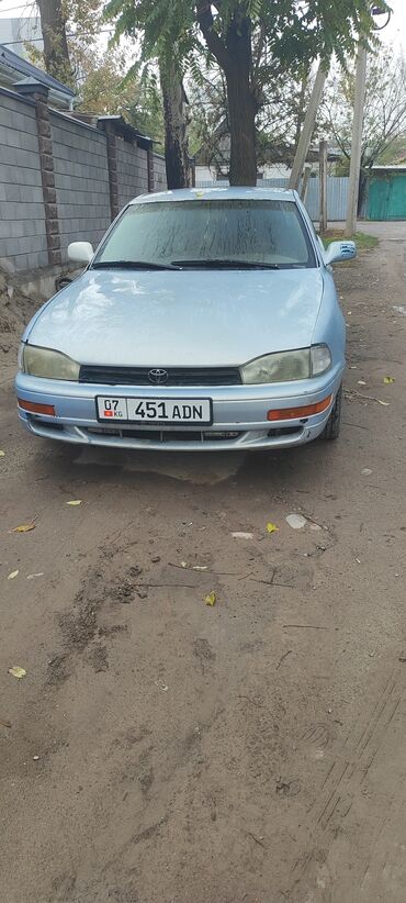 амортизатор на тойота виш: Toyota Camry: 1994 г., 2.2 л, Механика, Седан