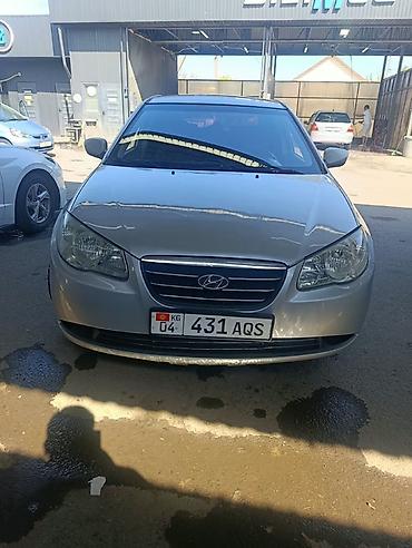 Hyundai Elantra: 2017 г., 1.6 л, Механика, Газ, Седан