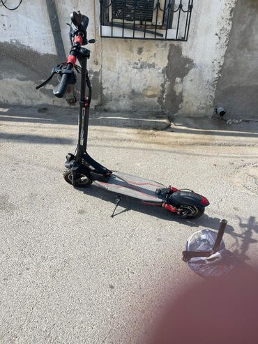 сколько стоит скейтборд в баку: Elektrik skuter Satılır 40km gedir 62 suret Real suretdi men surende