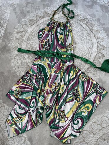 kimono haljine: Gola ledja do pola