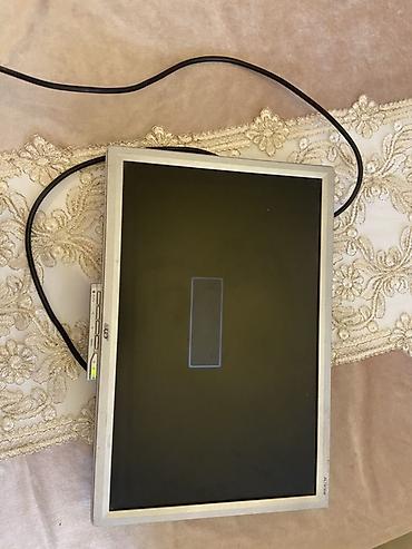 kampüterlər: Acer LCD monitor - Ekran ölçüsü: təxminən 17–19 düym (şəkillərə — 3