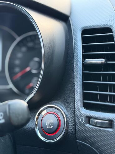 Kia: Kia K3: 1.6 l | 2017 il Sedan — 7