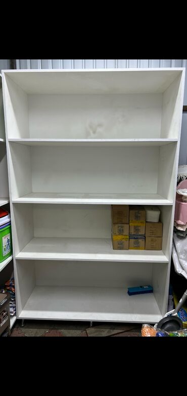 оборудование для детского магазина: Магазин үчүн полка,витрина,стеллаж жана экономпанель сатылат. Полка-1