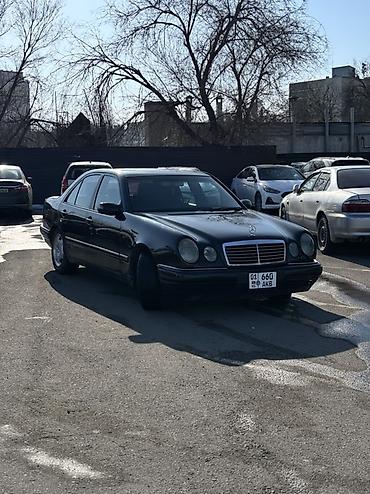 Mercedes-Benz: Mercedes-Benz E-Class: 1998 г., 3.2 л, Типтроник, Бензин, Седан at lalafo.kg — 3 Mercedes-Benz: Mercedes-Benz E-Class: 1998 г., 3.2 л, Типтроник, Бензин, Седан — 3