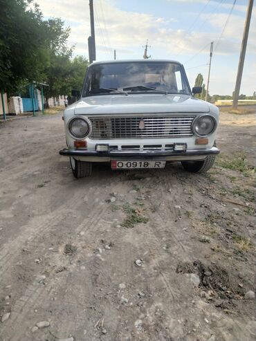 машина passat: ВАЗ (ЛАДА) 2101: 1987 г., 1.6 л, Механика, Бензин, Седан