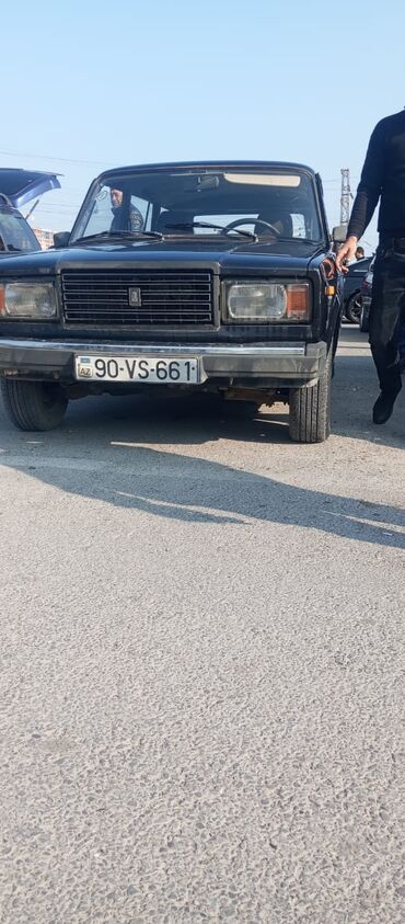 VAZ (LADA): Model: LADA 2104 (universaI) Rəng: qara Kuzov: 5 qapılı, yük bölməsi — 8