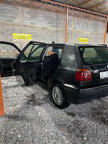 Volkswagen: Volkswagen Golf: 1998 г., Механика, Бензин, Хэтчбэк — 8