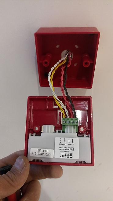 Təhlükəsizlik sistemləri: Təhlükəsizlik sistemləri | Domofonlar, Müşahidə kameraları, Şlaqbaumlar, Bollardlar | Quraşdırılma, Zəmanət — 12