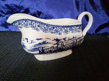 Činije: Sosijera nova engleska iz 70ih. Nova sosijera sve na njoj odsjaj od na lalafo.rs — 2 Činije: Sosijera nova engleska iz 70ih. Nova sosijera sve na njoj odsjaj od — 2