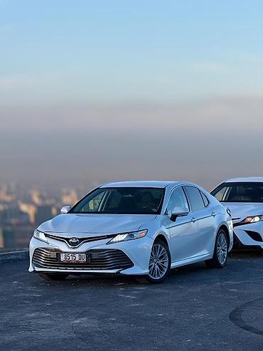 Toyota: Toyota Camry: 2020 г., 2.5 л, Автомат, Гибрид, Седан — 12