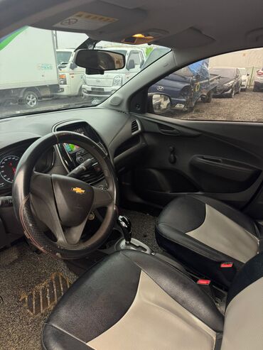 Chevrolet: Chevrolet Spark: 2019 г., 1 л, Автомат, Хэтчбэк — 9