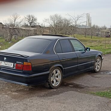 тайота ав: BMW 525: 1992 г., 2.5 л, Механика, Бензин, Седан
