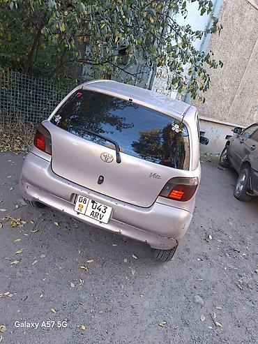 from japan: Toyota Vitz: 2001 г., Автомат, Бензин, Хэтчбэк — 4