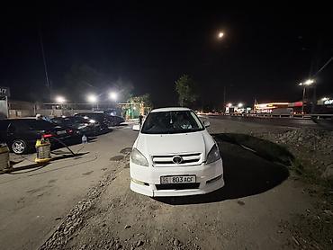 л300 делика: Toyota Ipsum: 2002 г., 2.4 л, Автомат, Бензин, Минивэн — 4