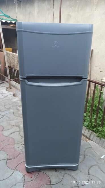 Другая бытовая техника: Продается холодильник. состояние 7/10 цена 3000 окончательно at lalafo.kg Другая бытовая техника: Продается холодильник. состояние 7/10 цена 3000 окончательно