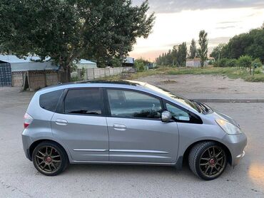 хонда фит российский: Honda Fit: 2010 г., 1.5 л, Автомат, Бензин