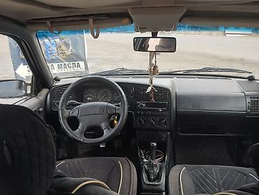 Volkswagen: Volkswagen Passat Variant: 1994 г., 1.8 л, Механика, Бензин, Универсал — 4