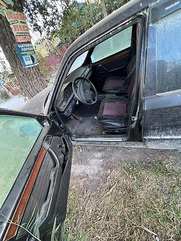 w210 e320: Продаю Мерседес w124 цвет черный без мотора кузов средний гнили особо — 3