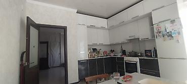Продажа коттеджей и домов: В городе каракол 🏠Продается большой дом. 2-этажа 🧩 Участок 4,5 сотых 🏡 — 14