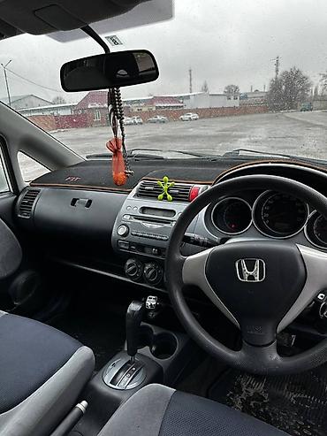Honda: Honda Fit: 2003 г., 1.3 л, Вариатор, Бензин, Хэтчбэк — 7