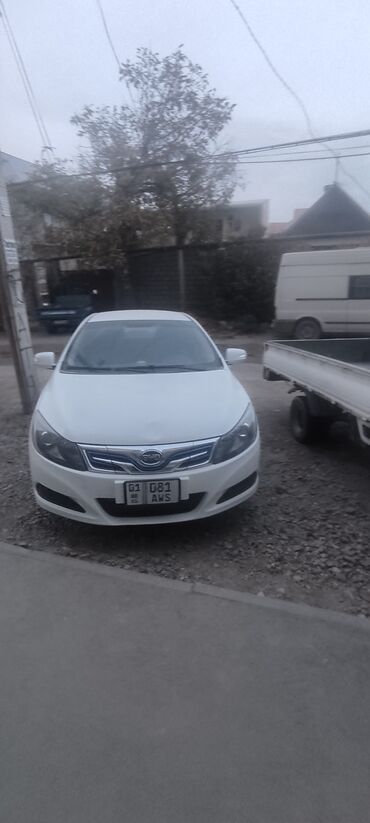 электромобили из китая: BYD : 2018 г., 1 л, Электромобиль, Седан