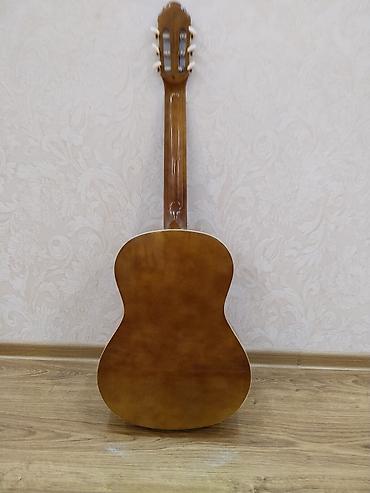 ikinci el gitara: Klassik gitara – MBAT İdyal vezyetde istenmeyib alinanan ciziqi zad — 2