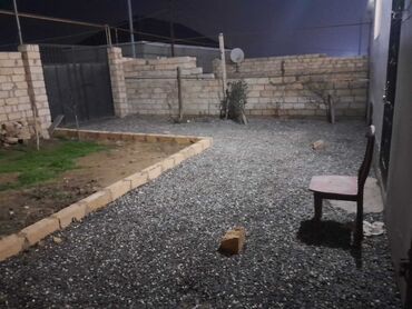 Mənzil kirayələyirəm: Mebel və məişət avadanlıqları ilə təchiz olunmuş geniş mənzil — 14