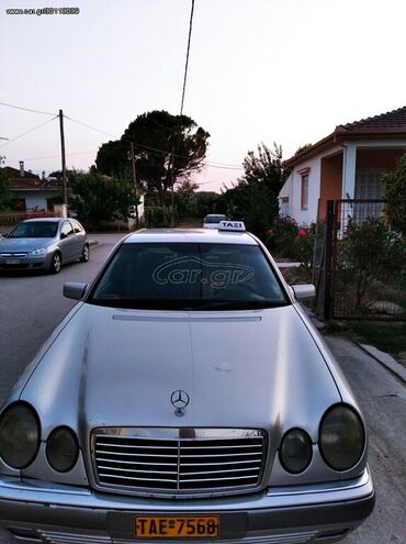 Transport: Mercedes-Benz E 220: 2.2 l | 1999 year Sedan