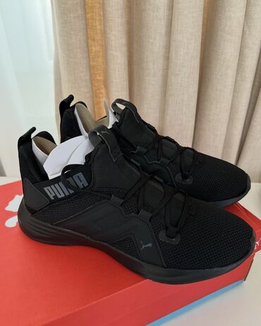 puma: Мужские кроссовки, 39, Puma, Новый, цвет - Черный, Платная доставка, Самовывоз