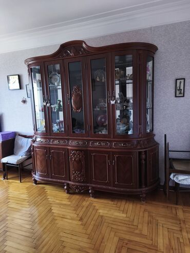 Б/у, Распашной, 6 дверей Прямой шкаф, Сервант