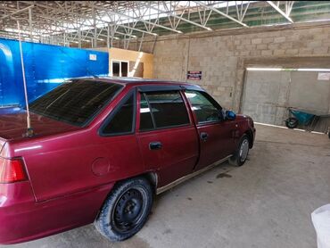 зарядные устройства авто: Daewoo Nexia: 2010 г., 1.5 л, Механика, Бензин, Седан
