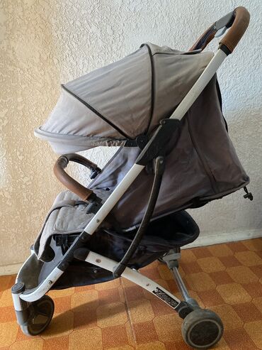 куплю велосипед б у: Коляска, цвет - Серебристый, Б/у