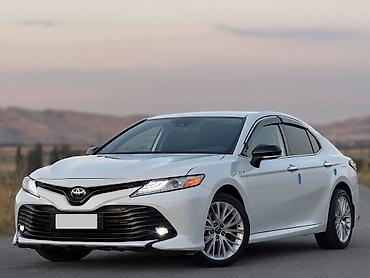 Toyota Camry: 2020 г., 2.5 л, Вариатор, Гибрид, Седан at lalafo.kg Toyota Camry: 2020 г., 2.5 л, Вариатор, Гибрид, Седан